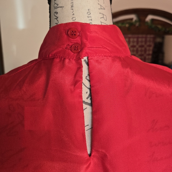 Vintage 70s 80s Gorgeouse Blouse #Christmas Red High Neck Keyhole Back - Picture 6 of 12